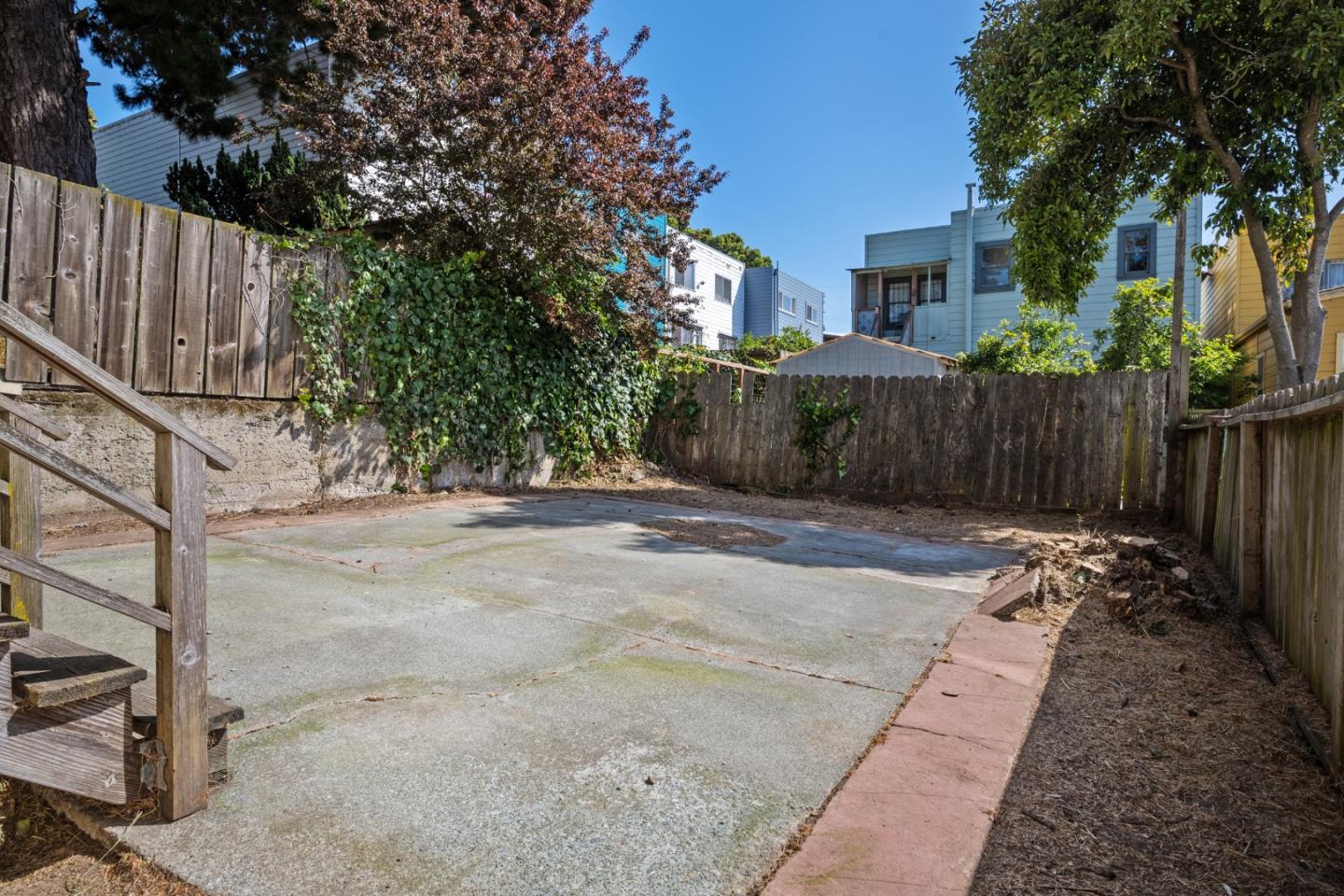 Detail Gallery Image 43 of 46 For 1615 La Salle Ave, San Francisco,  CA 94124 - 3 Beds | 2 Baths