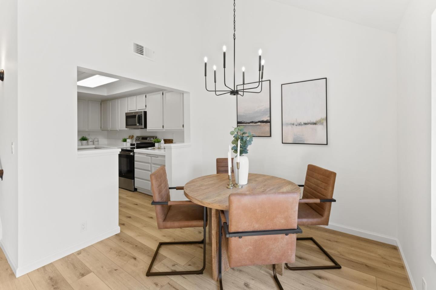 Detail Gallery Image 14 of 45 For 1907 Huxley Ct, San Jose,  CA 95125 - 3 Beds | 2/1 Baths