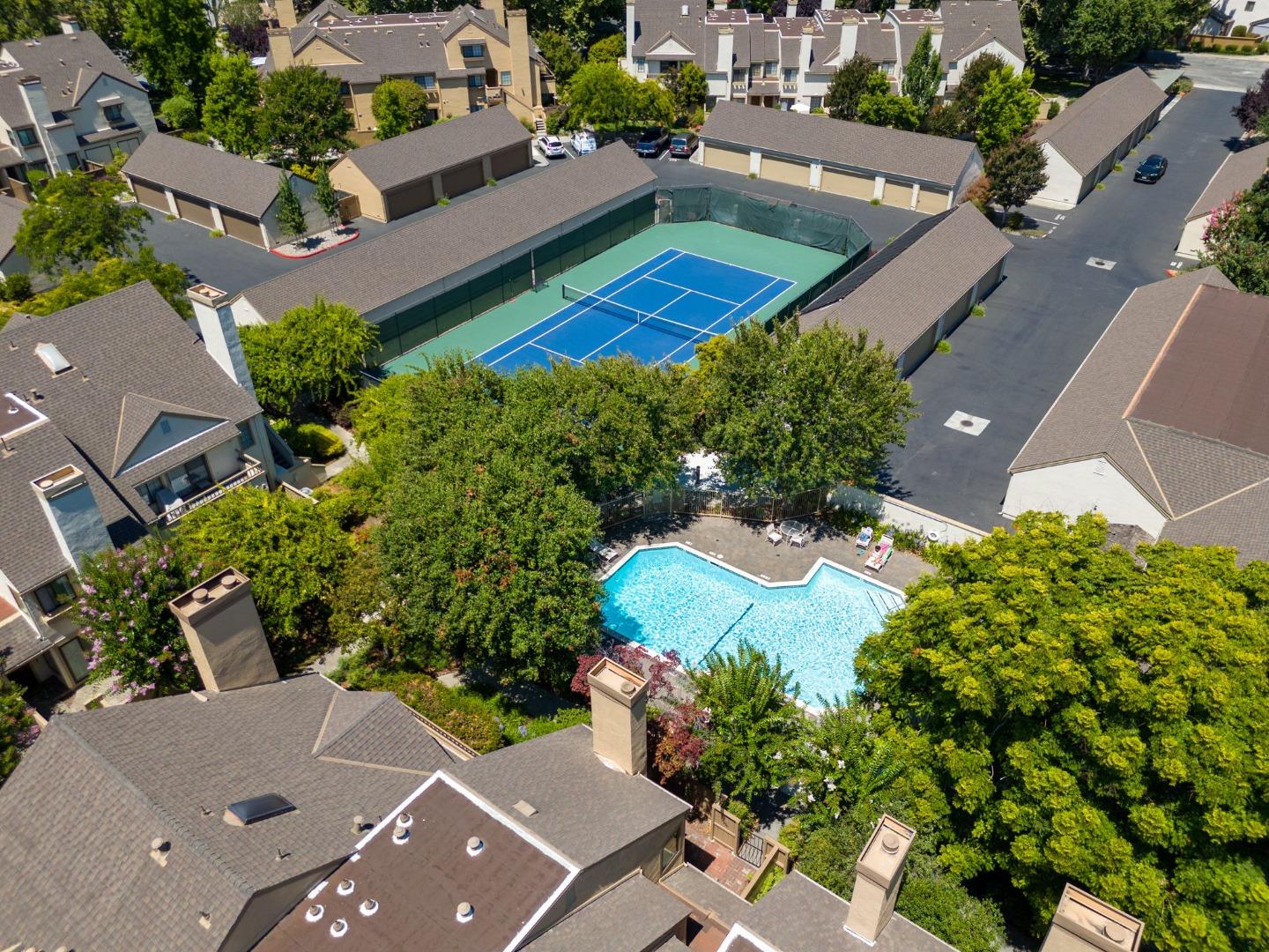 Detail Gallery Image 41 of 45 For 1907 Huxley Ct, San Jose,  CA 95125 - 3 Beds | 2/1 Baths
