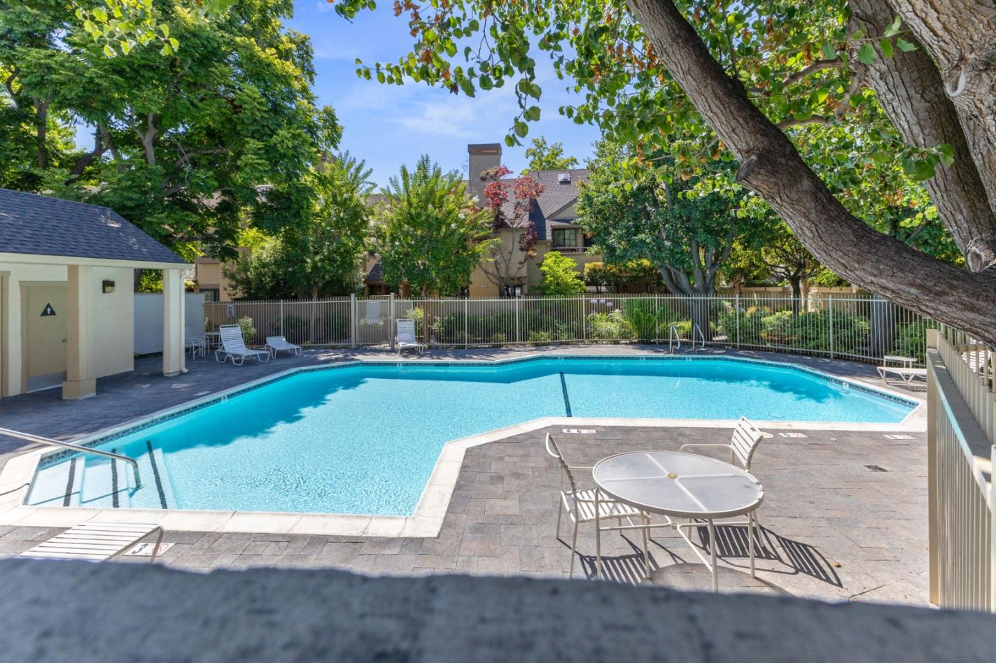 Detail Gallery Image 44 of 45 For 1907 Huxley Ct, San Jose,  CA 95125 - 3 Beds | 2/1 Baths