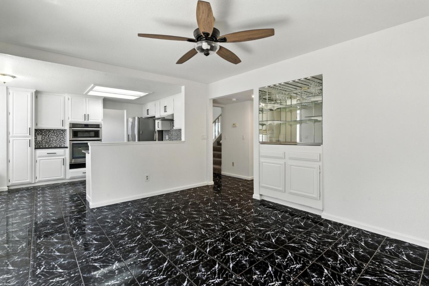 Detail Gallery Image 15 of 27 For 2200 Den Helder Dr, Modesto,  CA 95356 - 4 Beds | 3 Baths