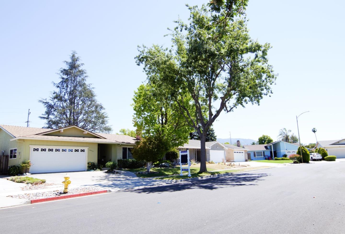Detail Gallery Image 3 of 41 For 4456 Waimea Ct, San Jose,  CA 95118 - 4 Beds | 2 Baths
