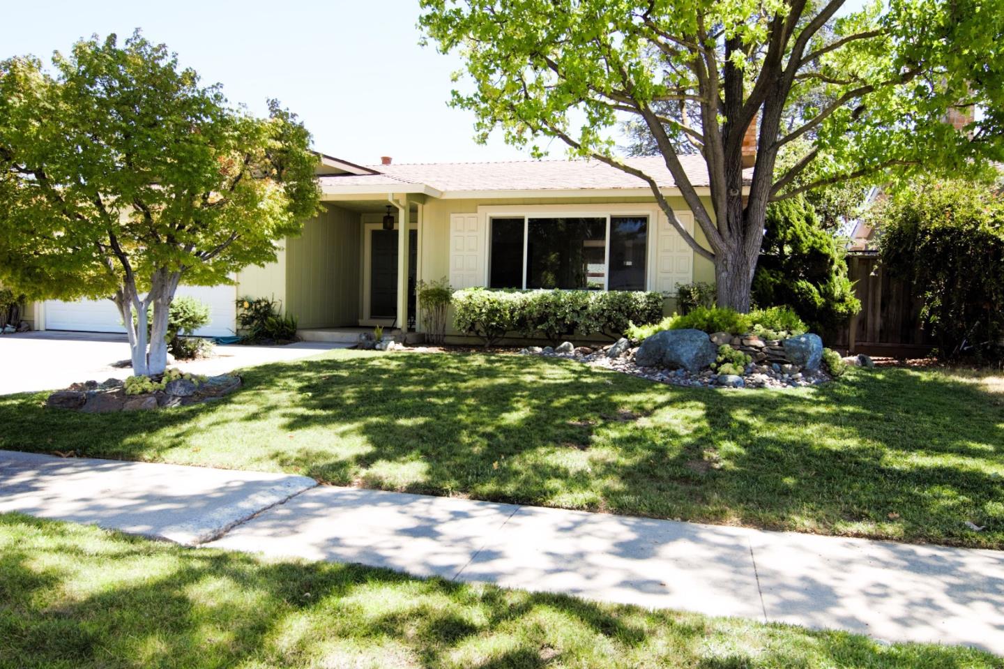 Detail Gallery Image 38 of 41 For 4456 Waimea Ct, San Jose,  CA 95118 - 4 Beds | 2 Baths