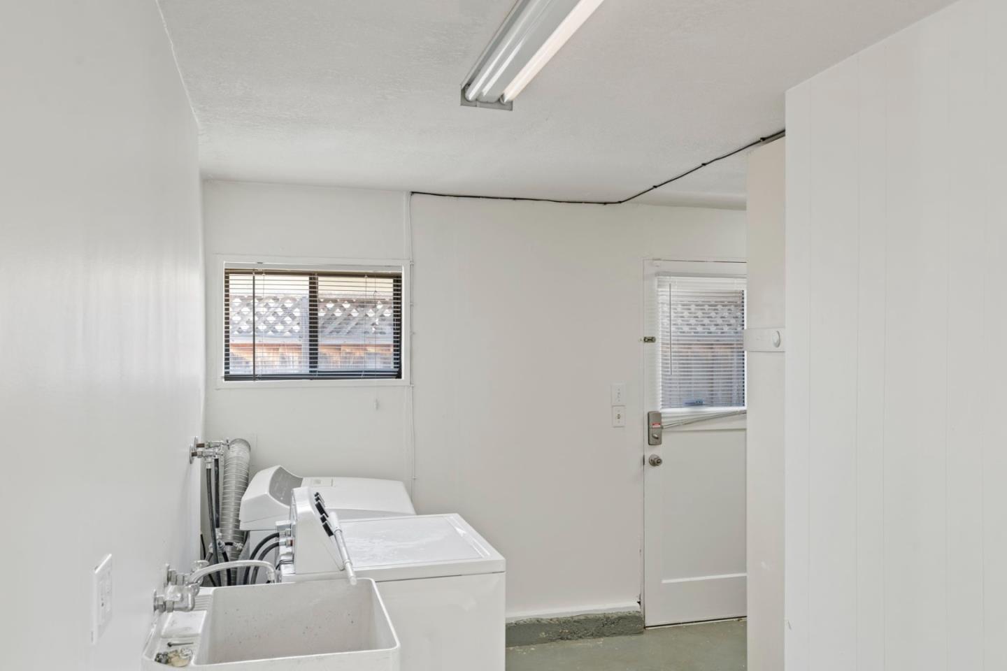 Detail Gallery Image 32 of 52 For 2408 Aram Ave, San Jose,  CA 95128 - 3 Beds | 2 Baths