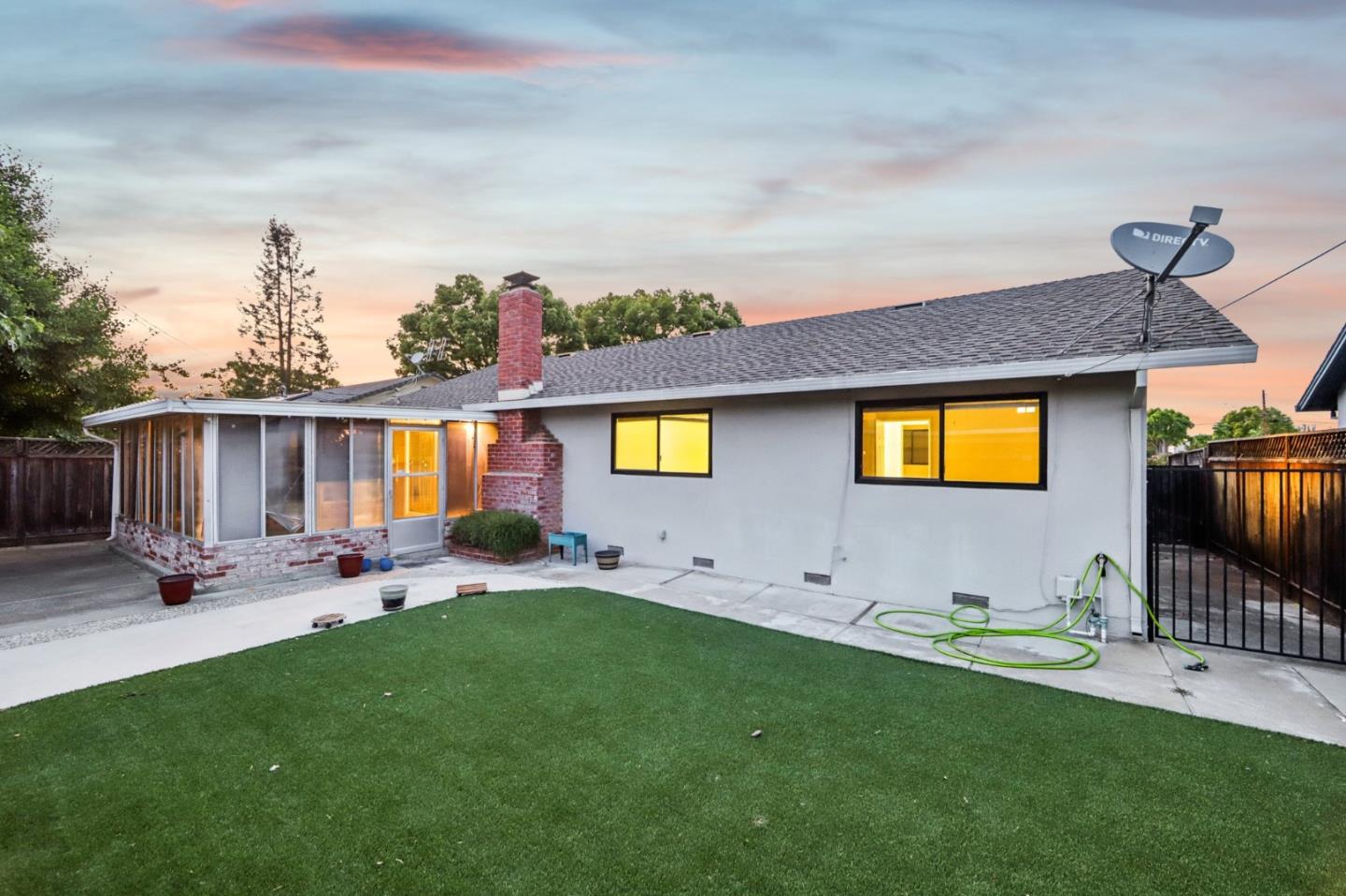 Detail Gallery Image 6 of 52 For 2408 Aram Ave, San Jose,  CA 95128 - 3 Beds | 2 Baths