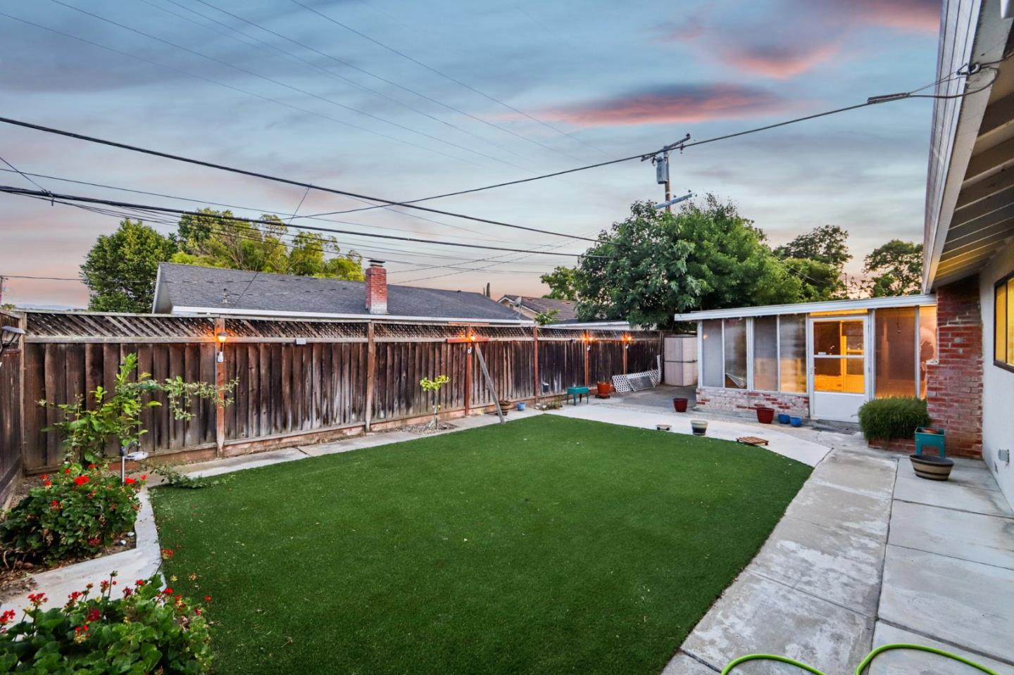 Detail Gallery Image 7 of 52 For 2408 Aram Ave, San Jose,  CA 95128 - 3 Beds | 2 Baths