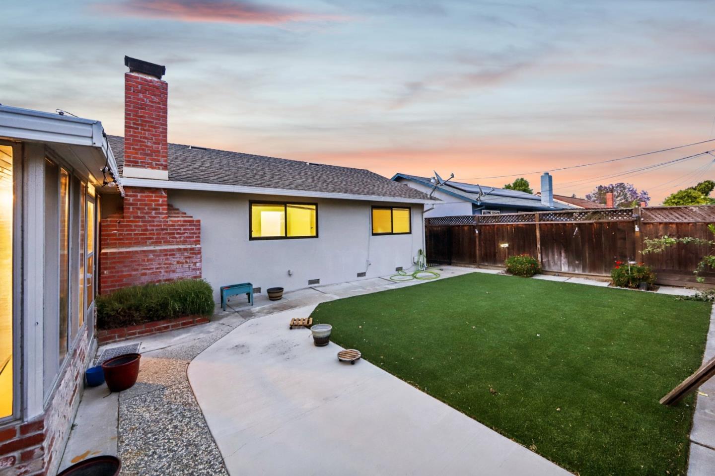 Detail Gallery Image 8 of 52 For 2408 Aram Ave, San Jose,  CA 95128 - 3 Beds | 2 Baths