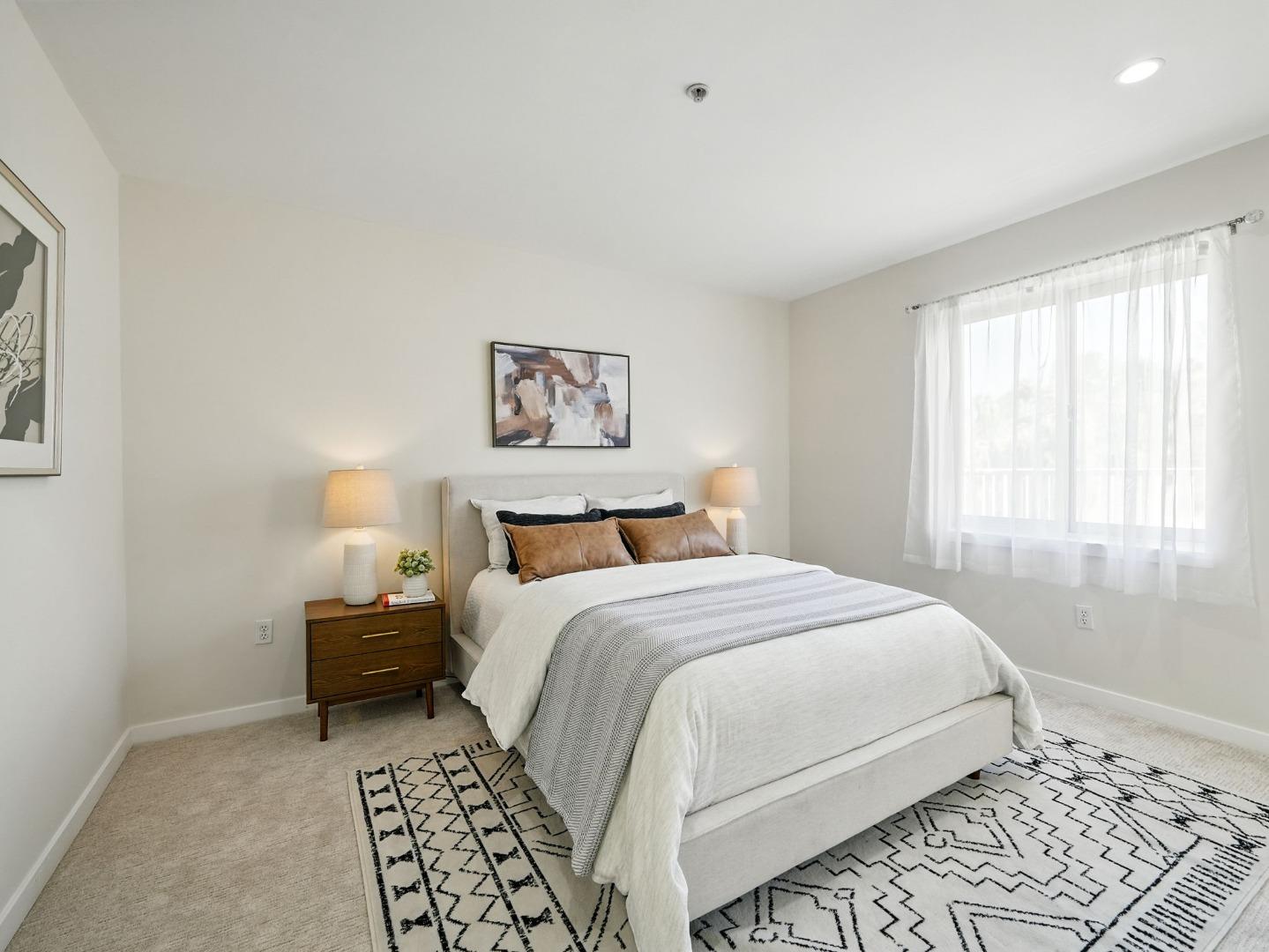 Detail Gallery Image 22 of 39 For 350 N 2nd St #323,  San Jose,  CA 95112 - 1 Beds | 2 Baths