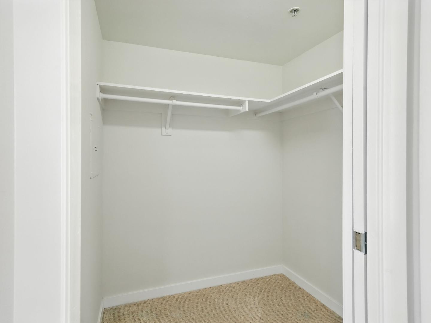 Detail Gallery Image 23 of 39 For 350 N 2nd St #323,  San Jose,  CA 95112 - 1 Beds | 2 Baths