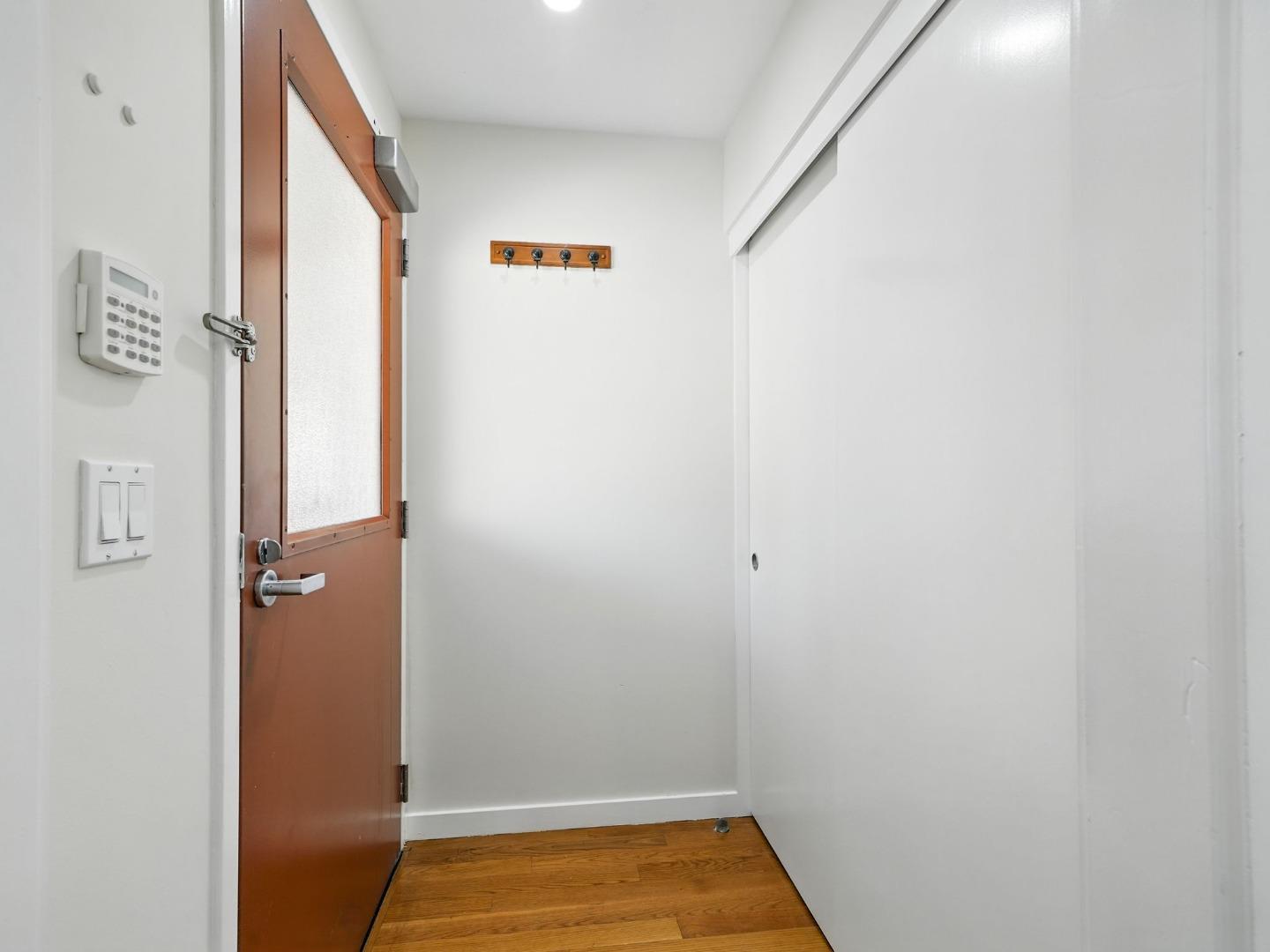 Detail Gallery Image 4 of 39 For 350 N 2nd St #323,  San Jose,  CA 95112 - 1 Beds | 2 Baths