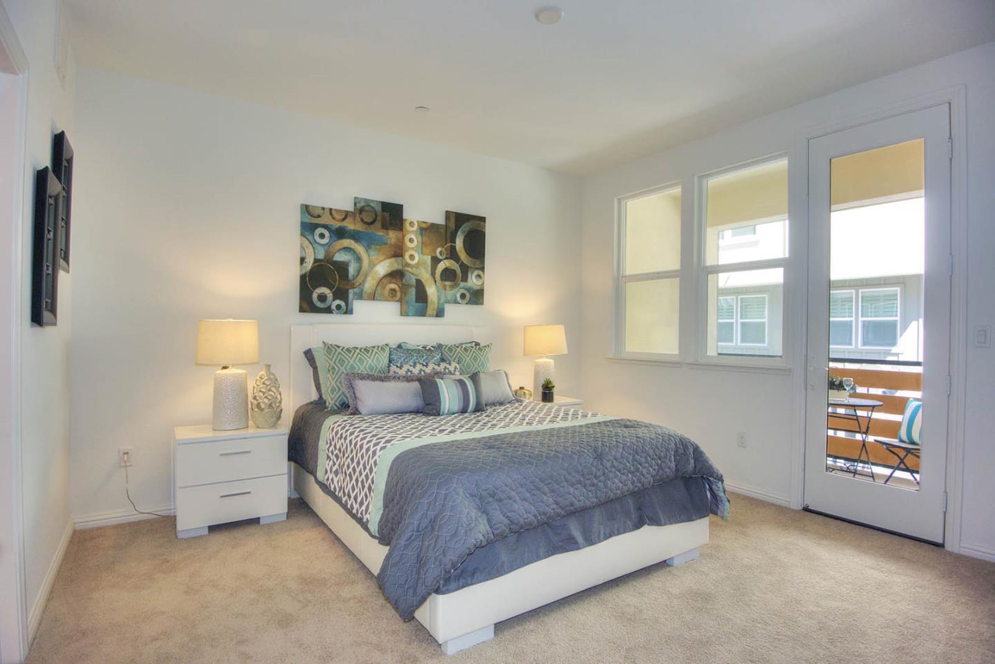 Detail Gallery Image 12 of 29 For 2070 Mahuron Cir, San Jose,  CA 95133 - 3 Beds | 2 Baths