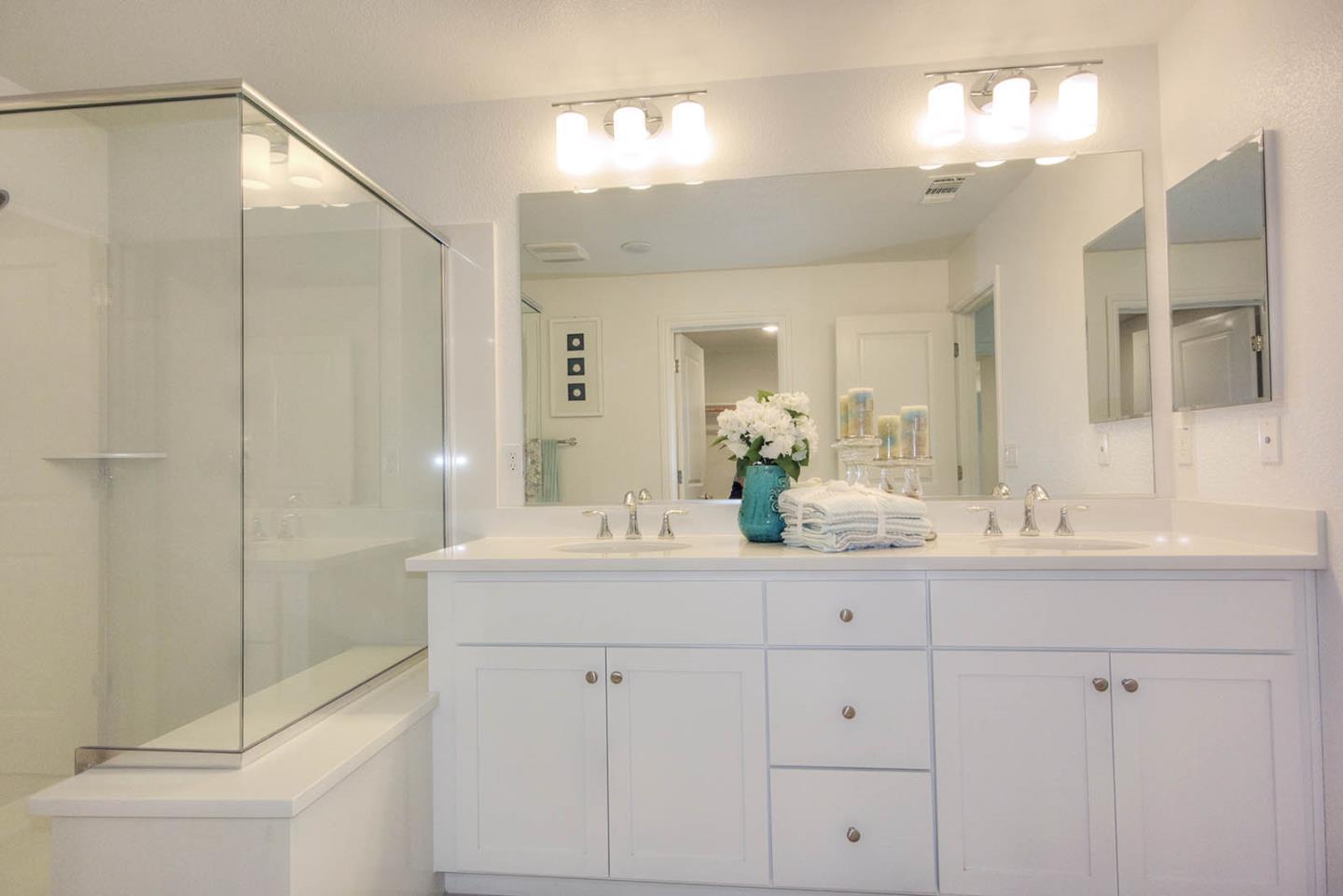 Detail Gallery Image 17 of 29 For 2070 Mahuron Cir, San Jose,  CA 95133 - 3 Beds | 2 Baths
