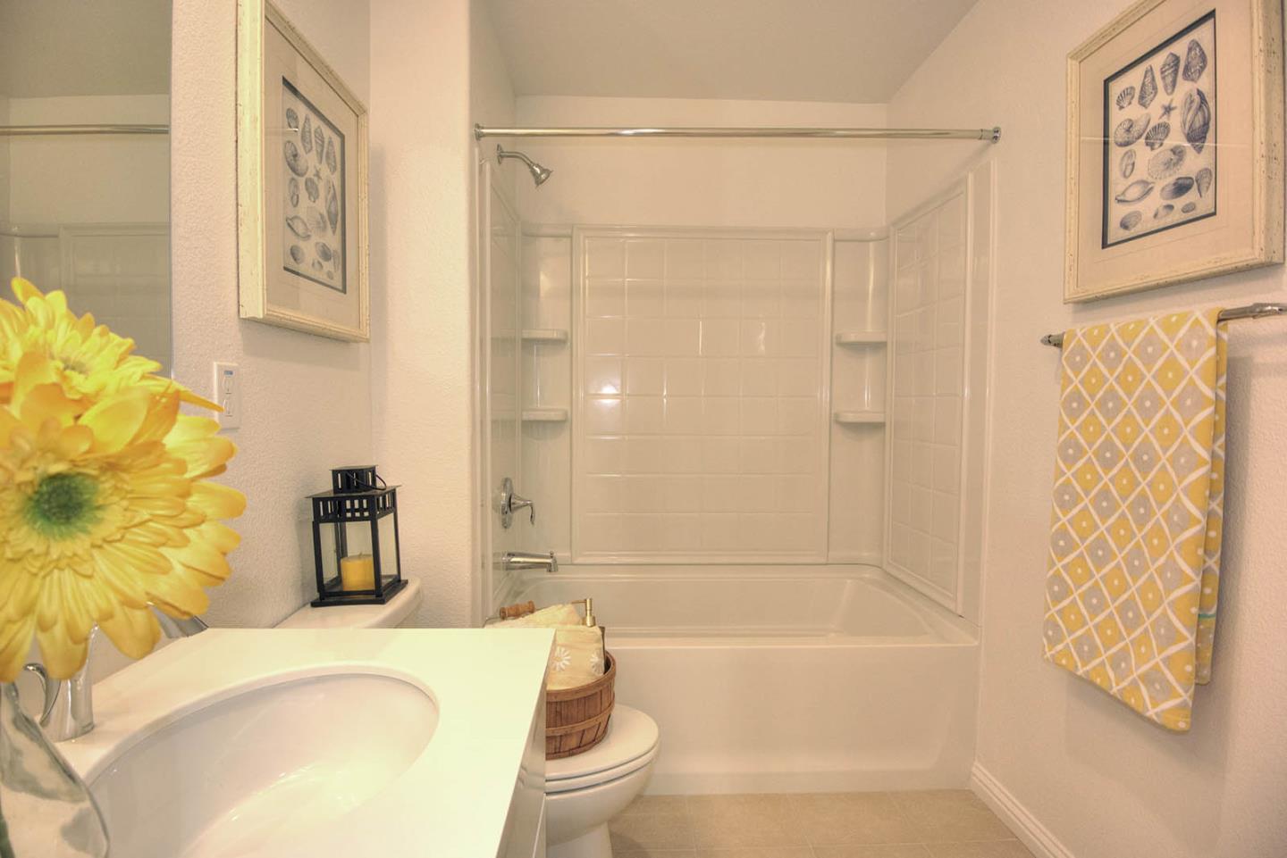 Detail Gallery Image 23 of 29 For 2070 Mahuron Cir, San Jose,  CA 95133 - 3 Beds | 2 Baths