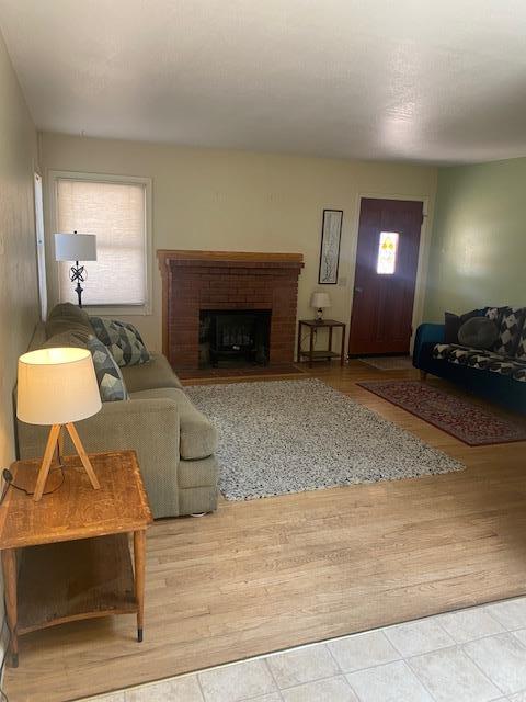 Detail Gallery Image 5 of 26 For 277 Manfre Rd, Watsonville,  CA 95076 - 3 Beds | 2 Baths