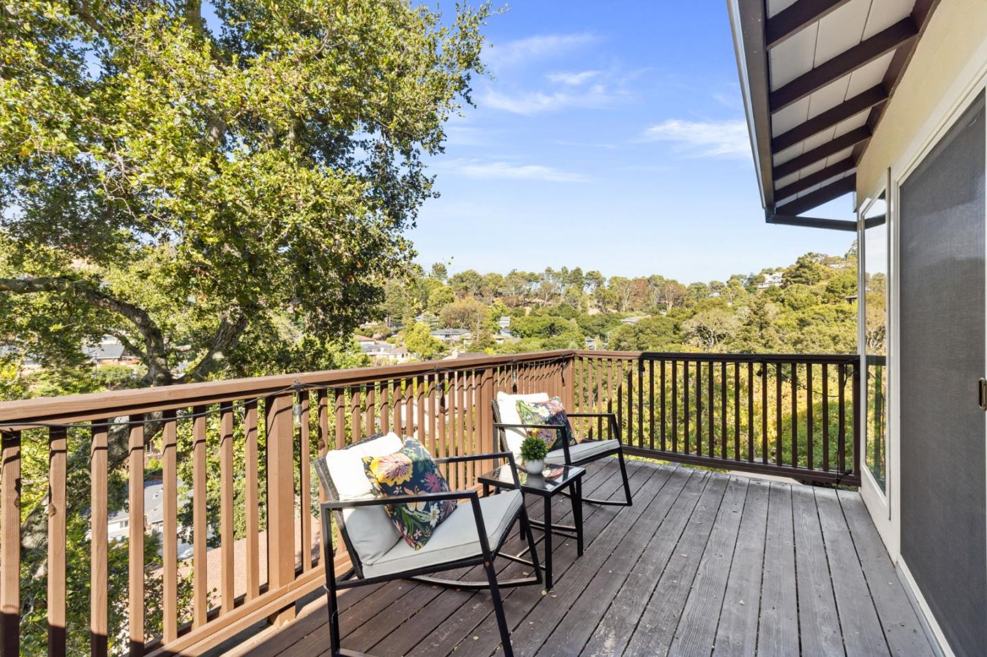 Detail Gallery Image 20 of 31 For 104 Winding Way, San Carlos,  CA 94070 - 3 Beds | 2 Baths