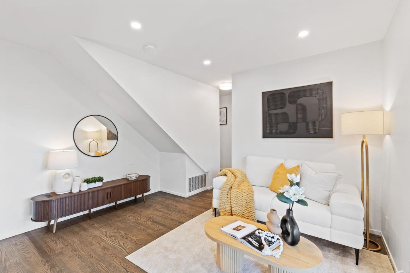 Detail Gallery Image 24 of 31 For 104 Winding Way, San Carlos,  CA 94070 - 3 Beds | 2 Baths