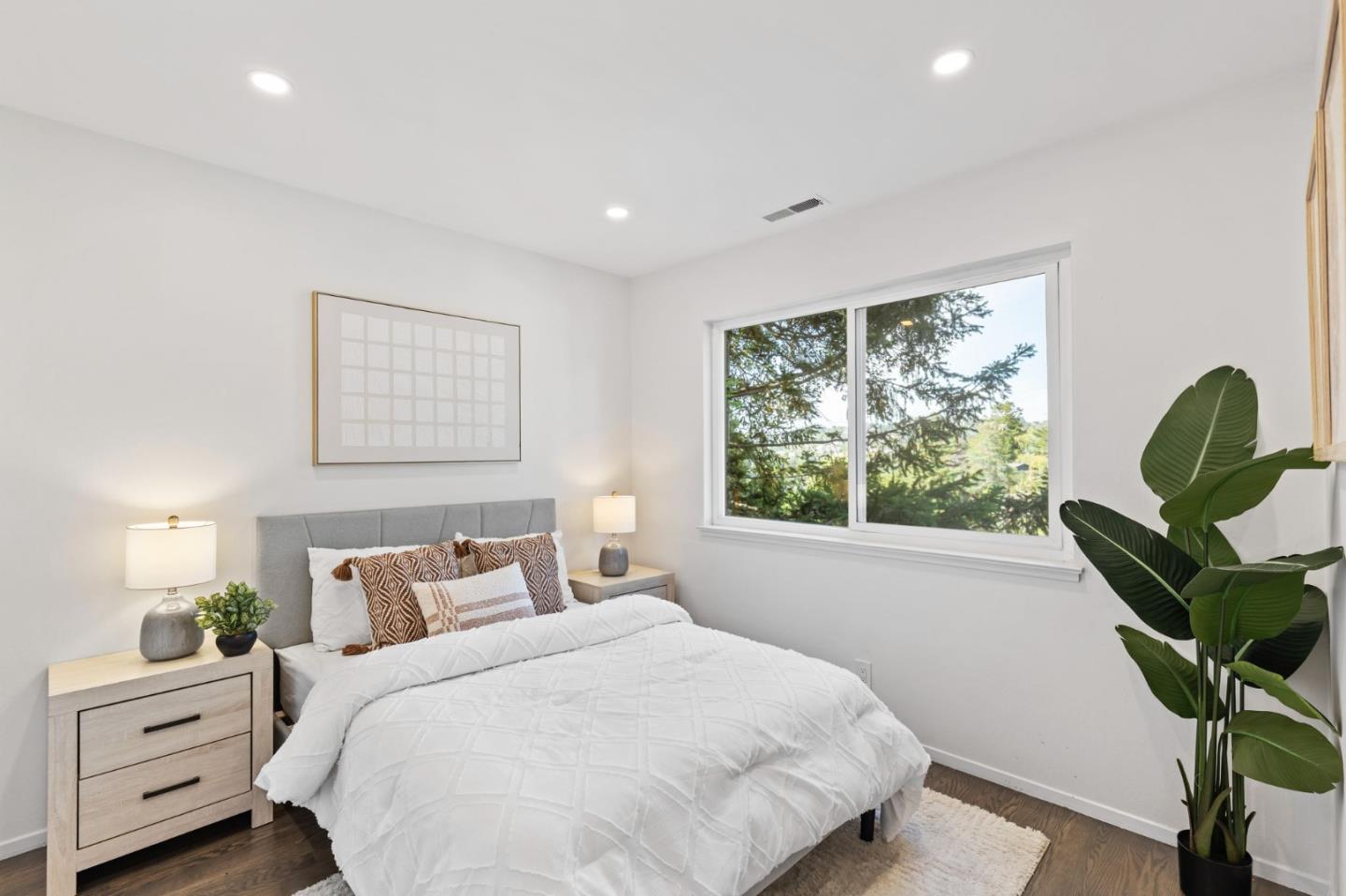 Detail Gallery Image 26 of 31 For 104 Winding Way, San Carlos,  CA 94070 - 3 Beds | 2 Baths