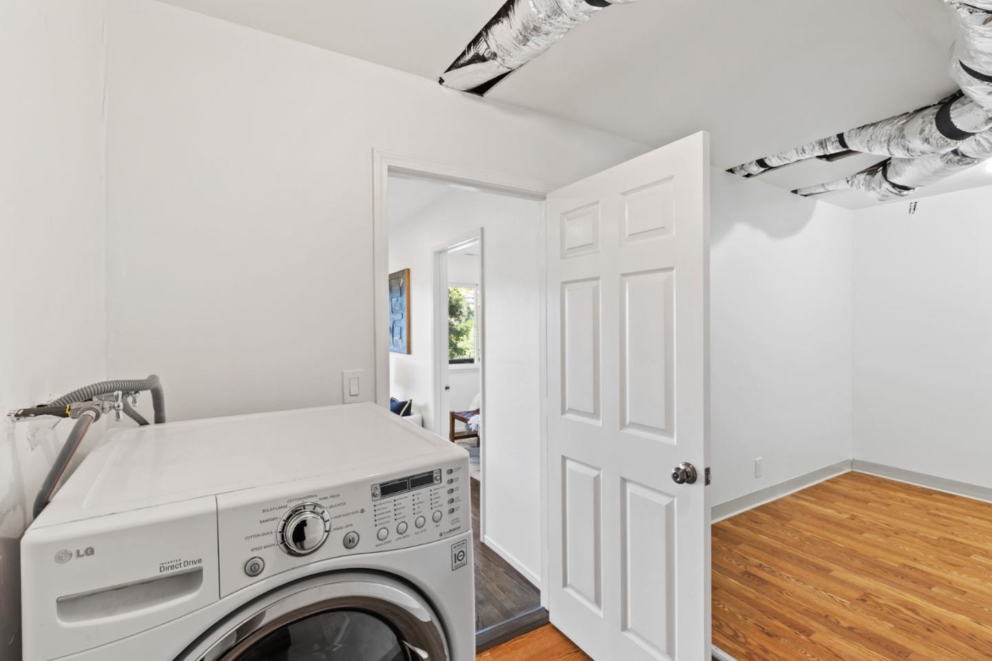 Detail Gallery Image 30 of 31 For 104 Winding Way, San Carlos,  CA 94070 - 3 Beds | 2 Baths