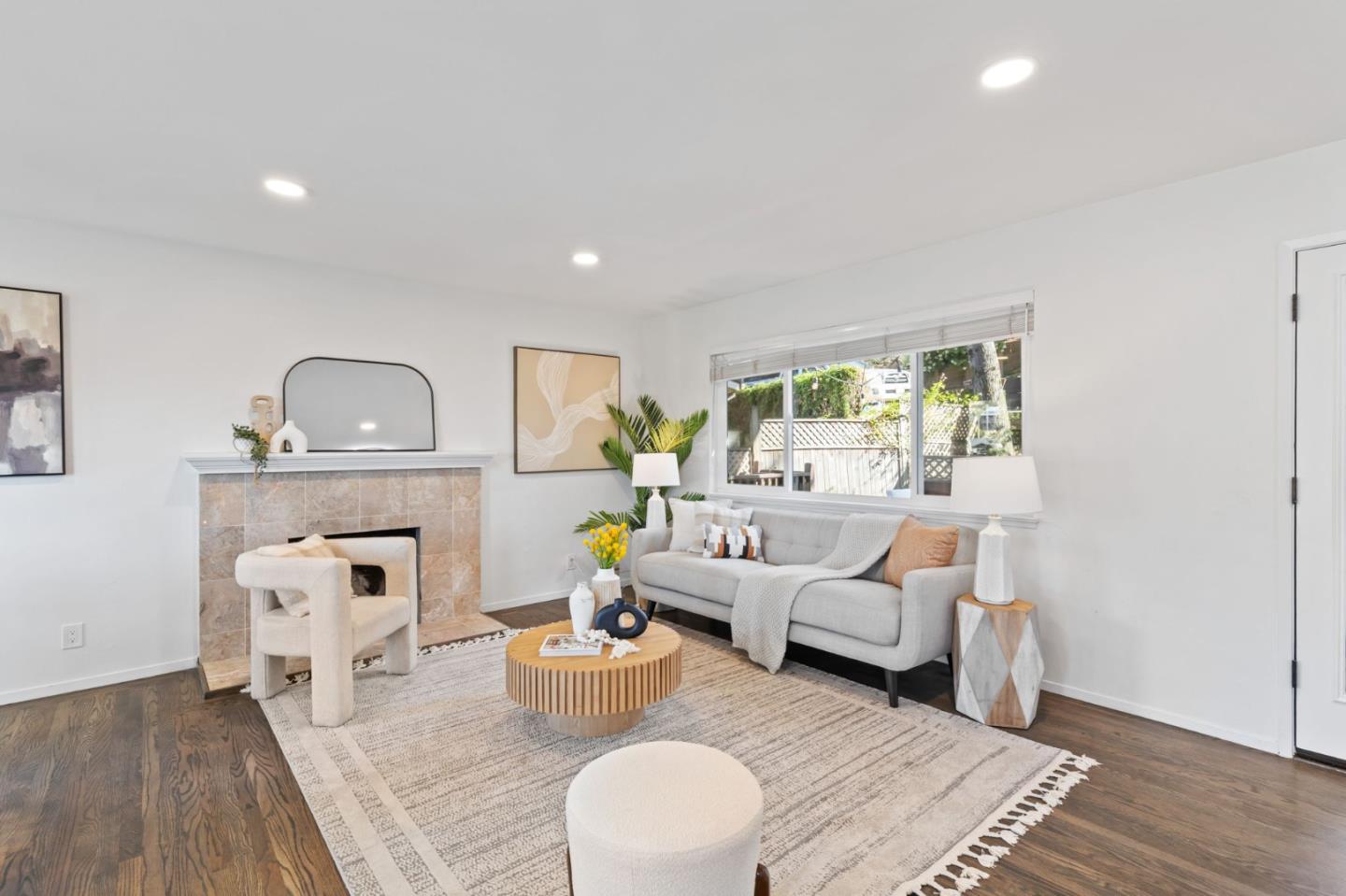 Detail Gallery Image 9 of 31 For 104 Winding Way, San Carlos,  CA 94070 - 3 Beds | 2 Baths