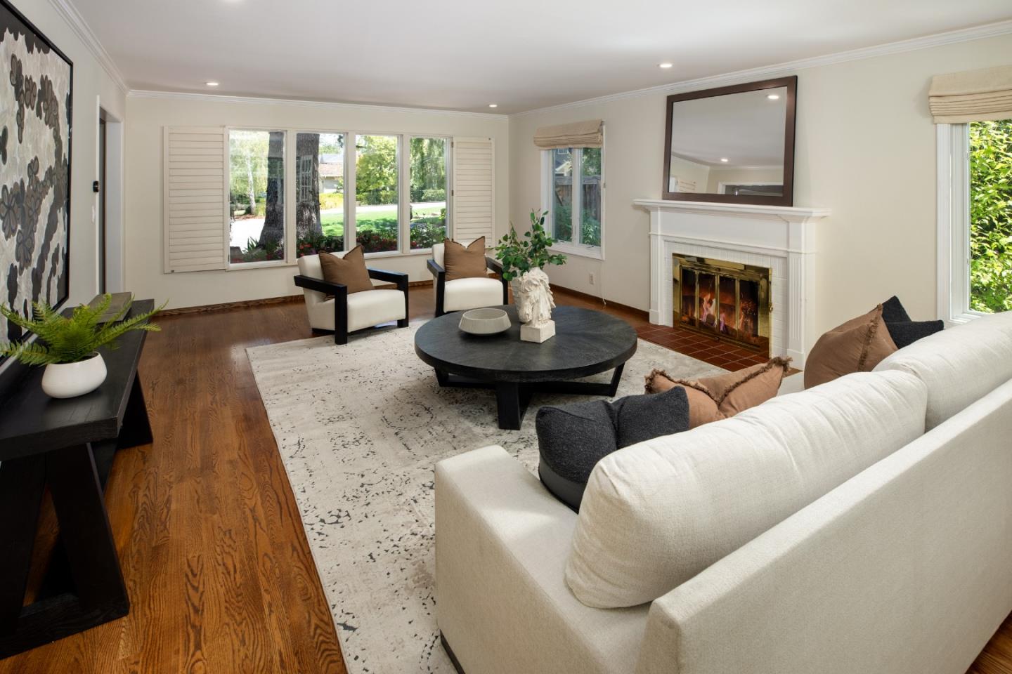 Detail Gallery Image 5 of 35 For 1011 via Del Pozo, Los Altos,  CA 94022 - 4 Beds | 2/1 Baths
