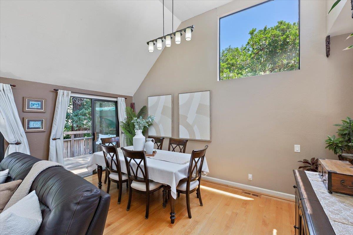 Detail Gallery Image 12 of 46 For 56 Citation Dr, Los Altos,  CA 94024 - 3 Beds | 2 Baths
