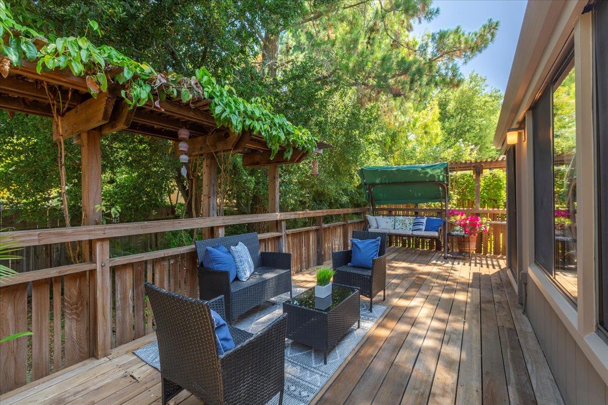 Detail Gallery Image 13 of 46 For 56 Citation Dr, Los Altos,  CA 94024 - 3 Beds | 2 Baths