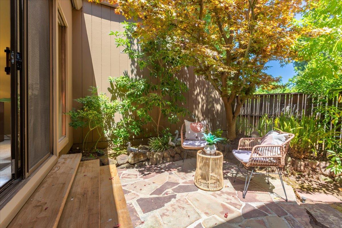 Detail Gallery Image 27 of 46 For 56 Citation Dr, Los Altos,  CA 94024 - 3 Beds | 2 Baths