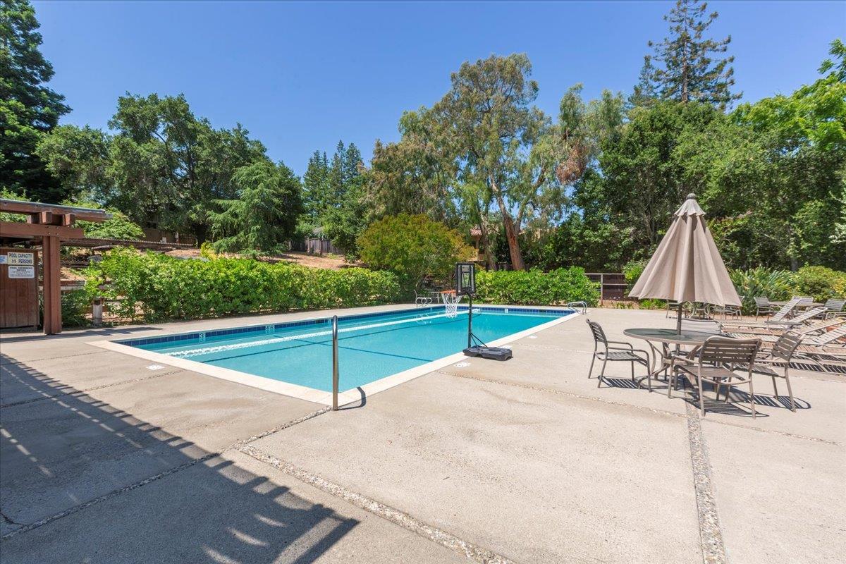 Detail Gallery Image 33 of 46 For 56 Citation Dr, Los Altos,  CA 94024 - 3 Beds | 2 Baths
