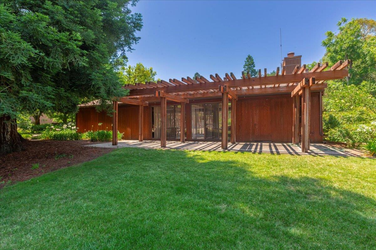 Detail Gallery Image 36 of 46 For 56 Citation Dr, Los Altos,  CA 94024 - 3 Beds | 2 Baths