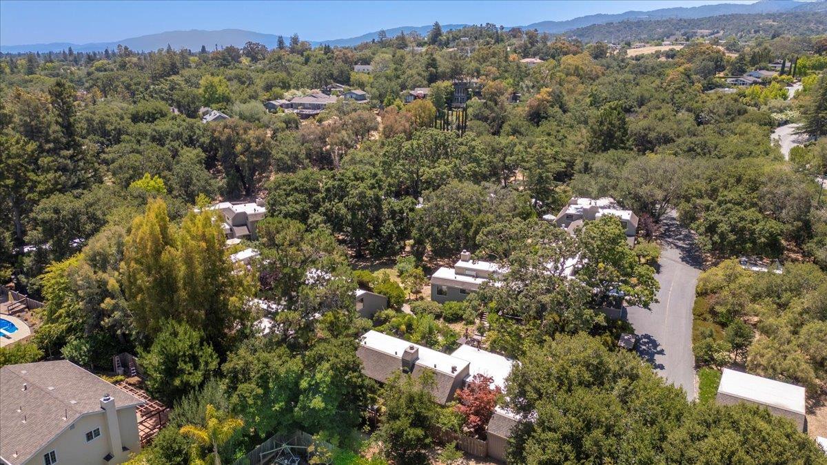 Detail Gallery Image 45 of 46 For 56 Citation Dr, Los Altos,  CA 94024 - 3 Beds | 2 Baths