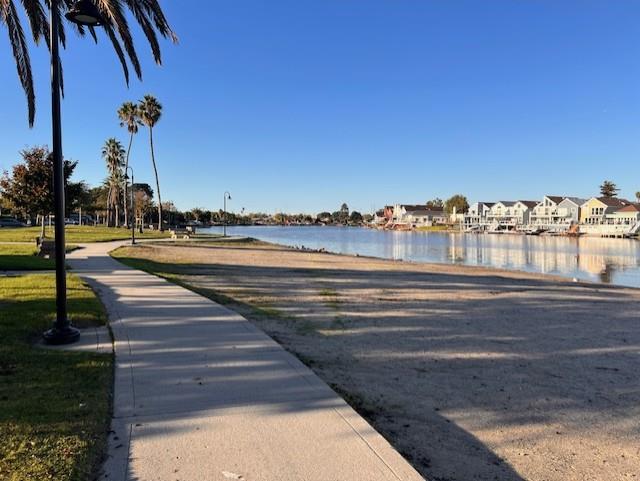 Detail Gallery Image 19 of 22 For 1787 Brooks St, San Mateo,  CA 94403 - 3 Beds | 2 Baths