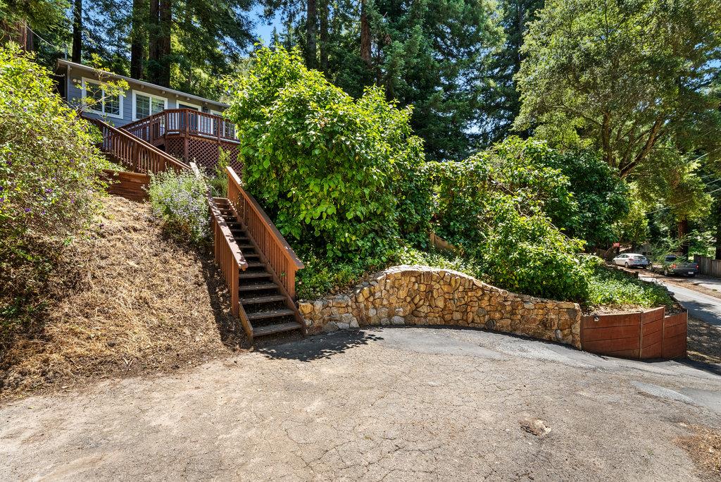 Detail Gallery Image 31 of 33 For 10377 Lake Blvd, Felton,  CA 95018 - 3 Beds | 2 Baths
