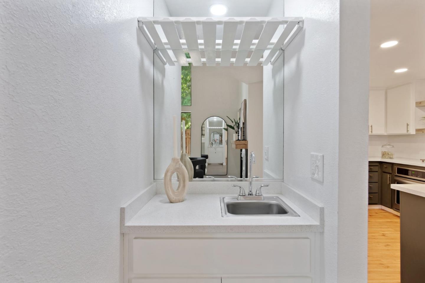 Detail Gallery Image 5 of 43 For 3350 M St #30,  Merced,  CA 95348 - 2 Beds | 1/1 Baths