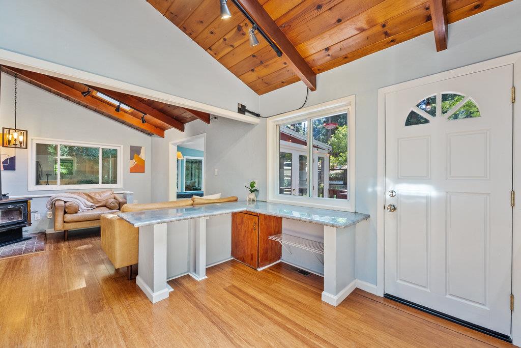 Detail Gallery Image 5 of 36 For 620 Knoll Way, Felton,  CA 95018 - 3 Beds | 2 Baths