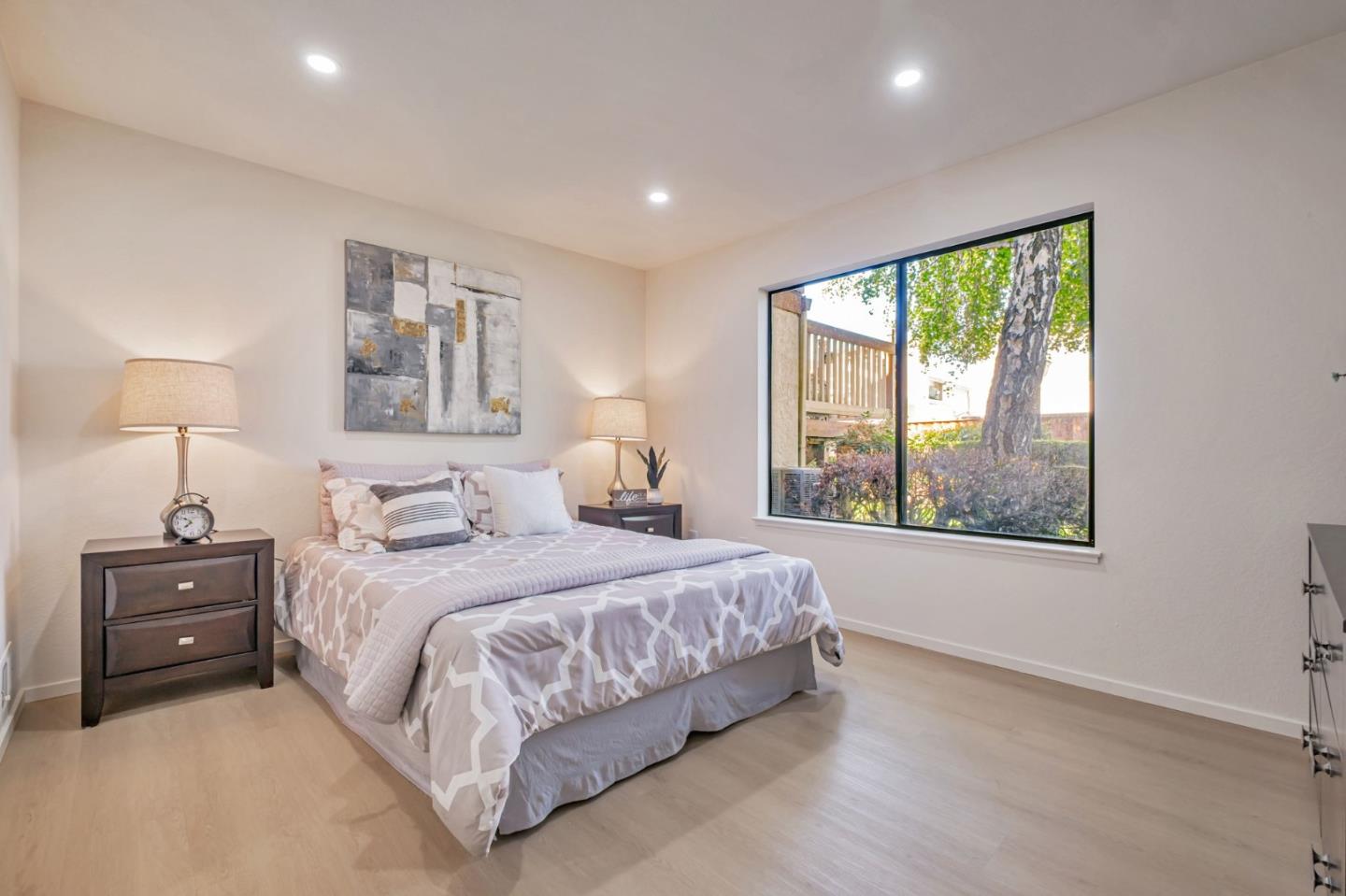 Detail Gallery Image 15 of 36 For 941 Huntington Cmn, Fremont,  CA 94536 - 2 Beds | 2 Baths