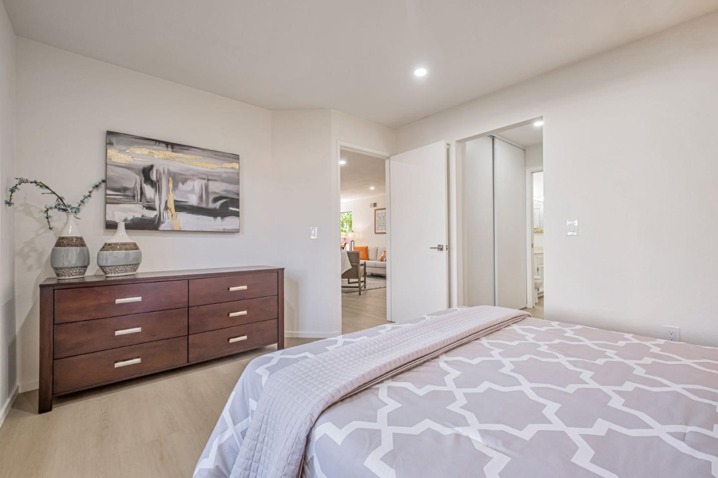 Detail Gallery Image 16 of 36 For 941 Huntington Cmn, Fremont,  CA 94536 - 2 Beds | 2 Baths