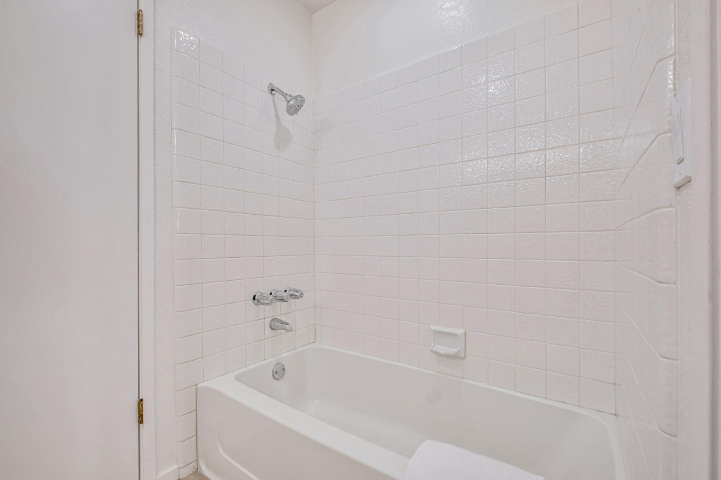 Detail Gallery Image 23 of 36 For 941 Huntington Cmn, Fremont,  CA 94536 - 2 Beds | 2 Baths