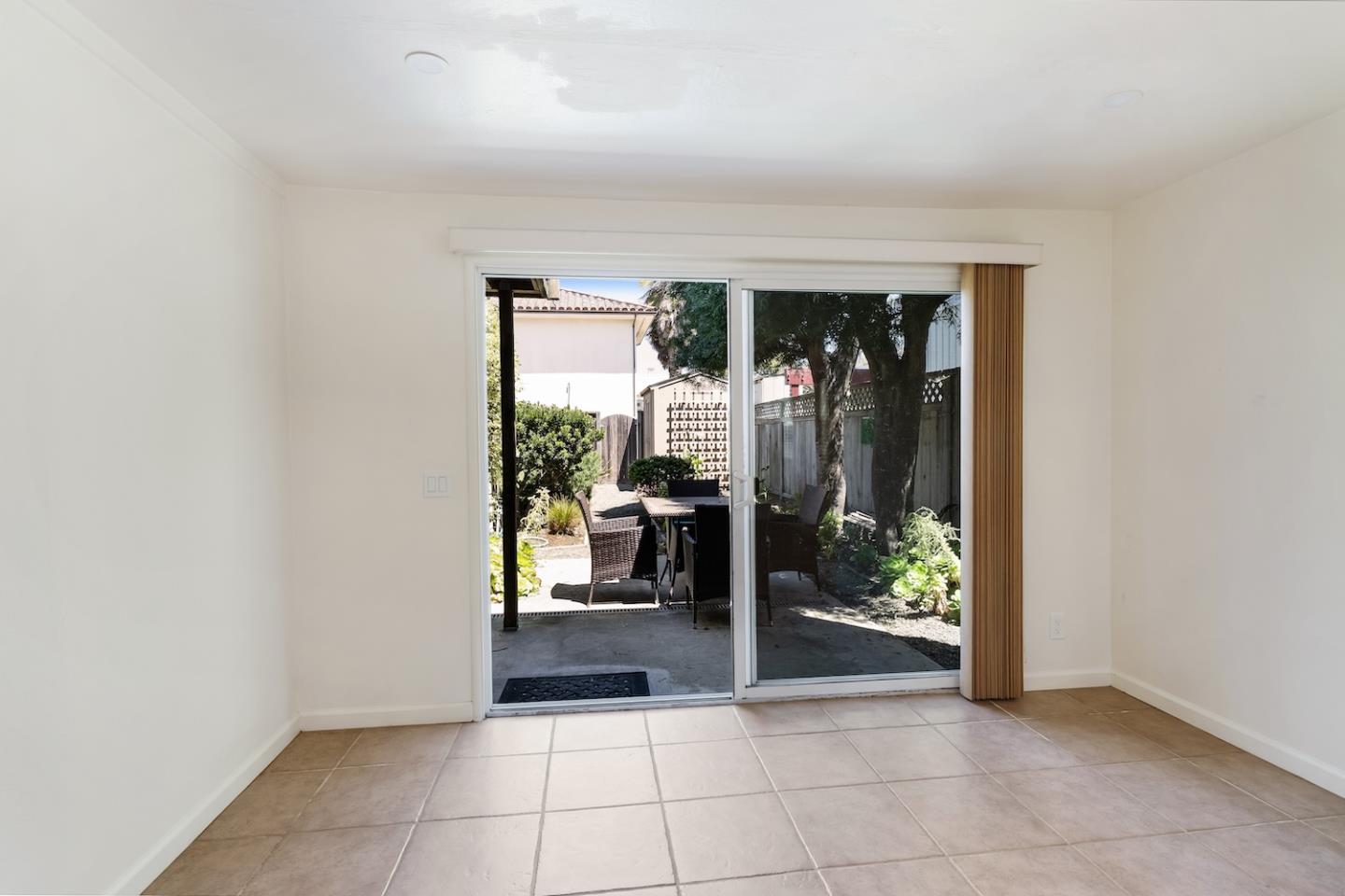 Detail Gallery Image 17 of 45 For 390 36th Ave, Santa Cruz,  CA 95062 - – Beds | – Baths