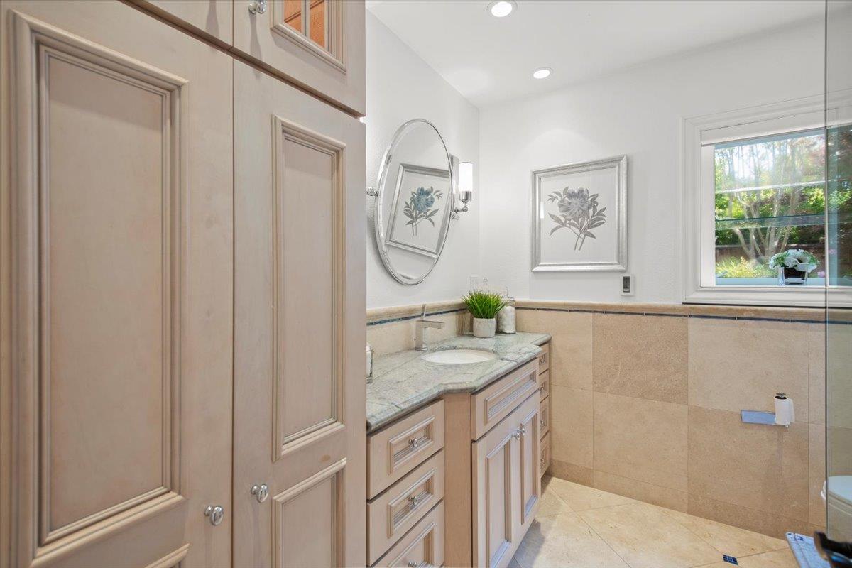 Detail Gallery Image 28 of 41 For 249 Montclair Rd, Los Gatos,  CA 95032 - 3 Beds | 2/1 Baths