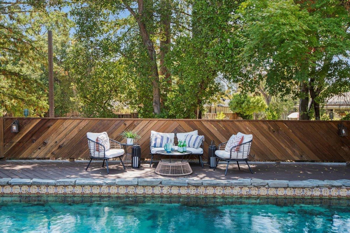 Detail Gallery Image 32 of 41 For 249 Montclair Rd, Los Gatos,  CA 95032 - 3 Beds | 2/1 Baths