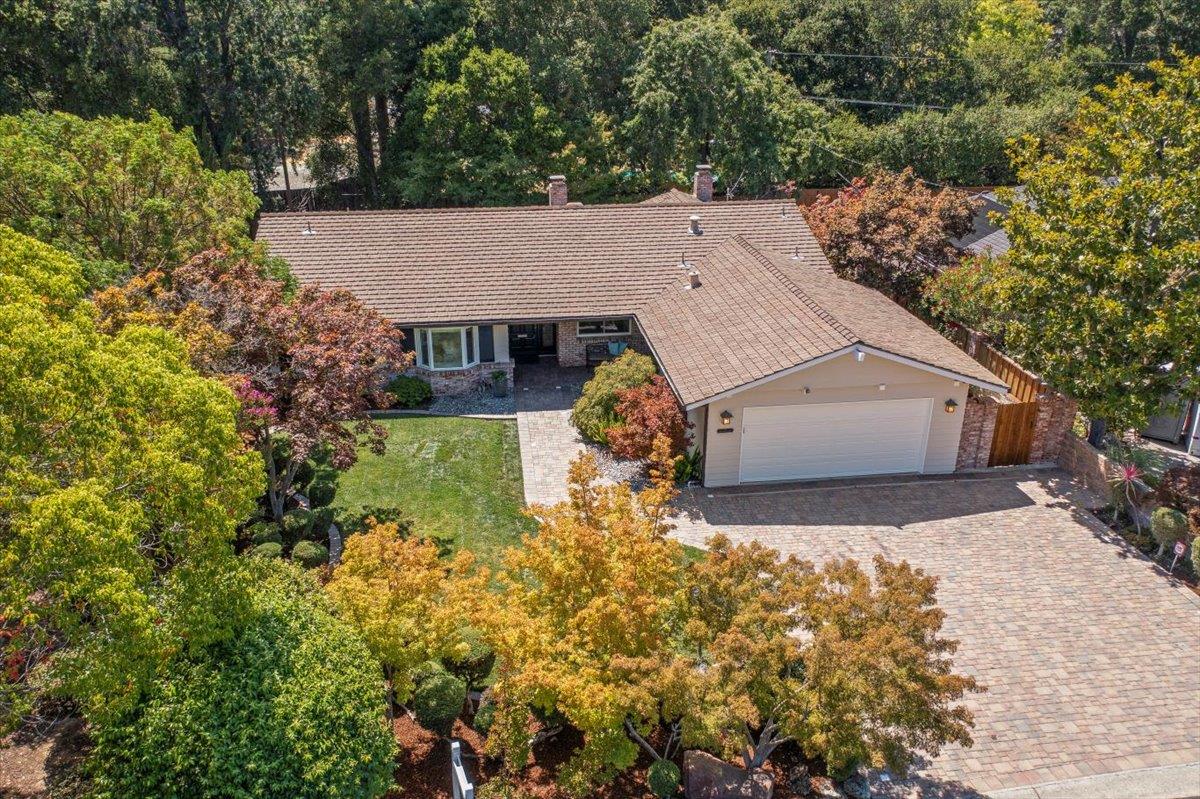 Detail Gallery Image 4 of 41 For 249 Montclair Rd, Los Gatos,  CA 95032 - 3 Beds | 2/1 Baths