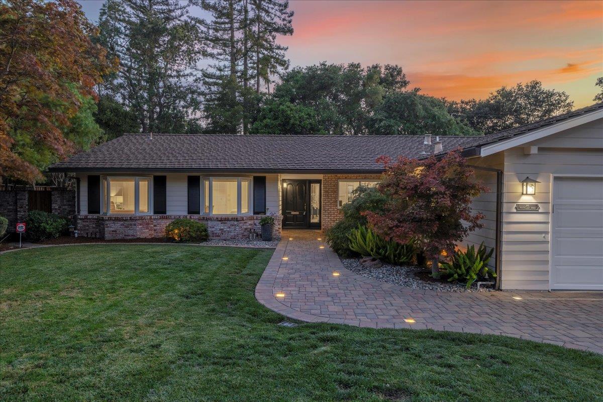 Detail Gallery Image 6 of 41 For 249 Montclair Rd, Los Gatos,  CA 95032 - 3 Beds | 2/1 Baths
