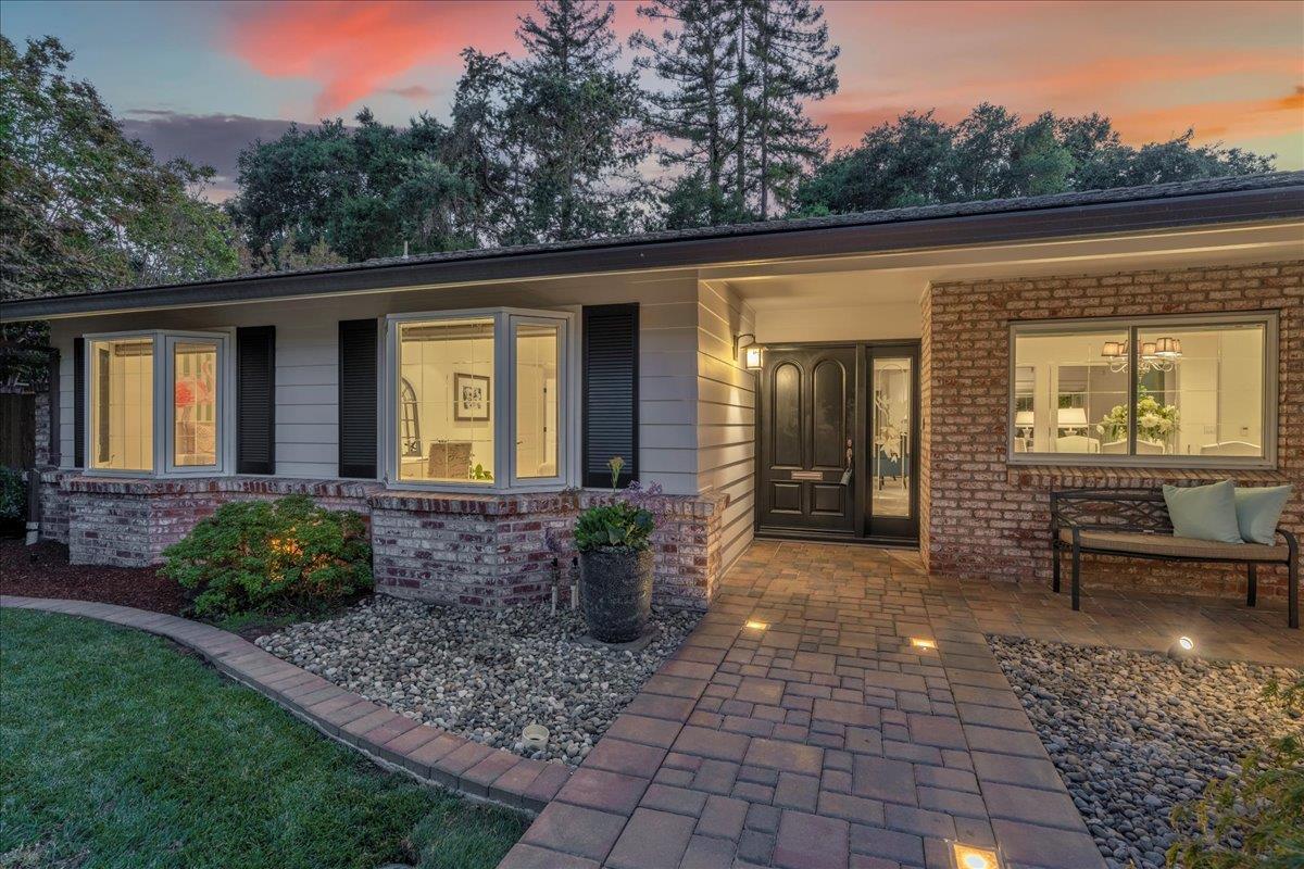 Detail Gallery Image 8 of 41 For 249 Montclair Rd, Los Gatos,  CA 95032 - 3 Beds | 2/1 Baths