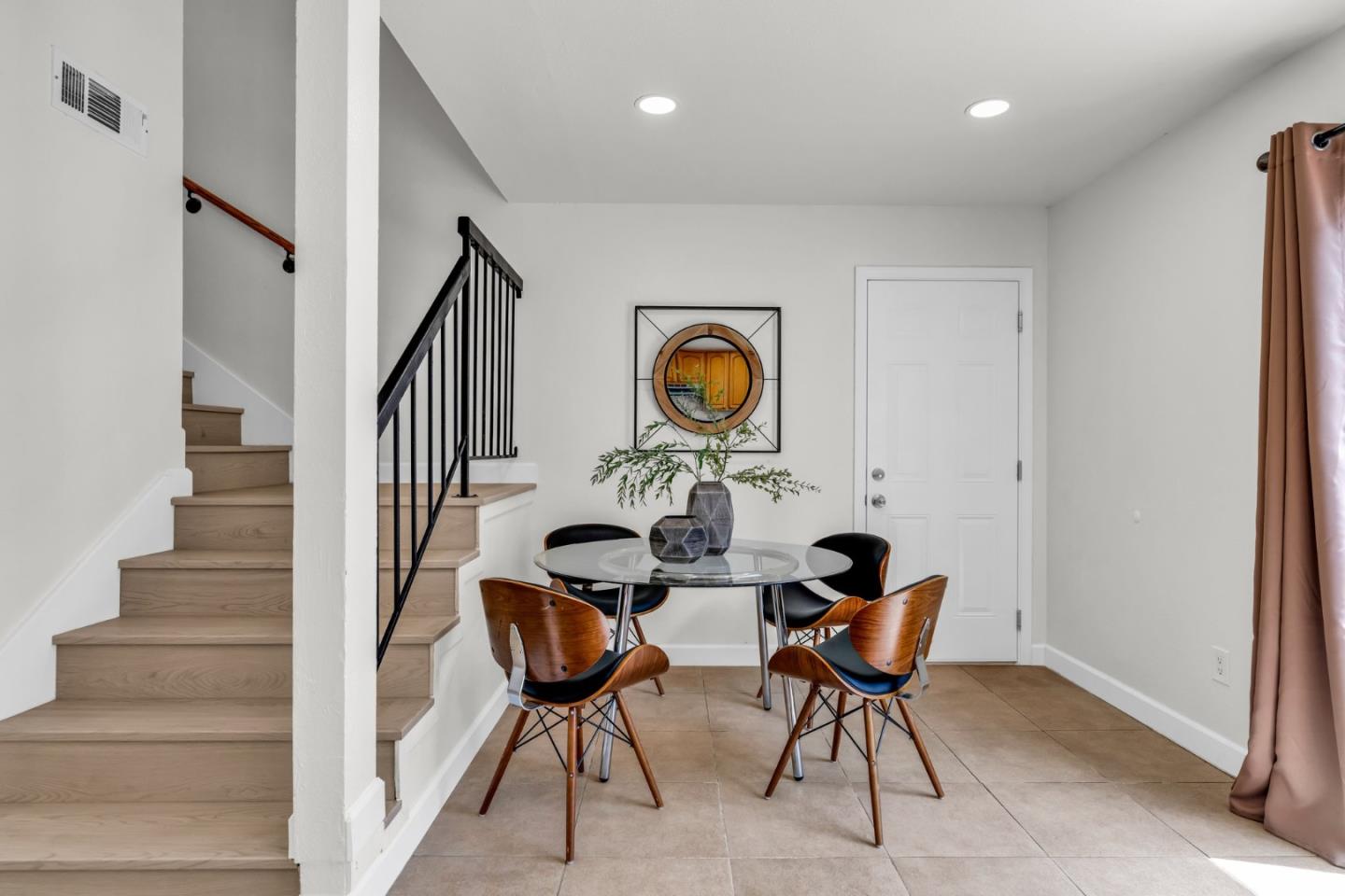 Detail Gallery Image 21 of 40 For 545 Groth Pl, San Jose,  CA 95111 - 3 Beds | 1/1 Baths