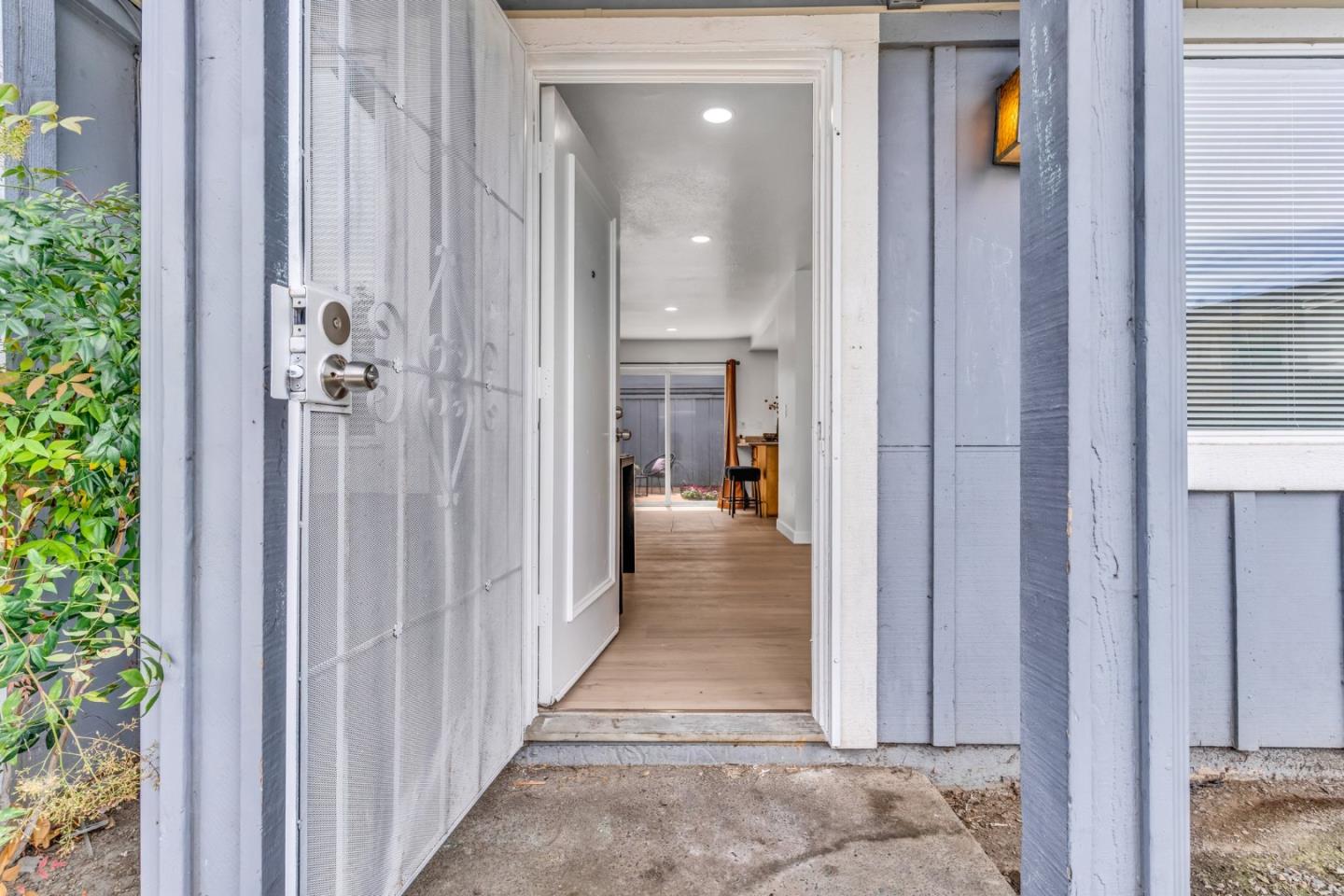 Detail Gallery Image 32 of 40 For 545 Groth Pl, San Jose,  CA 95111 - 3 Beds | 1/1 Baths