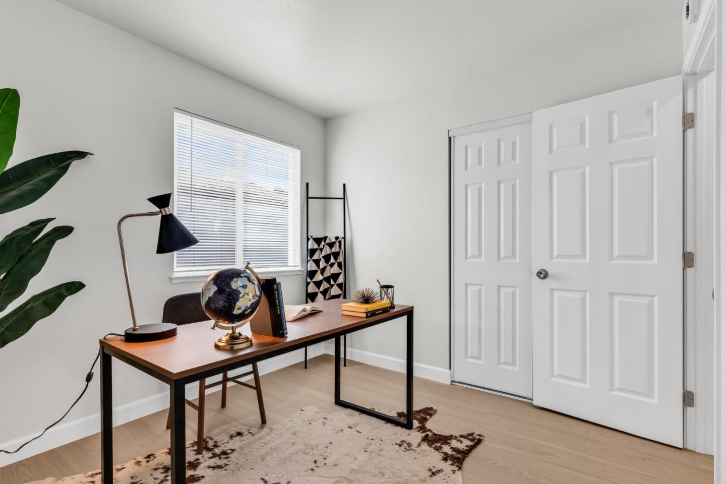 Detail Gallery Image 5 of 40 For 545 Groth Pl, San Jose,  CA 95111 - 3 Beds | 1/1 Baths