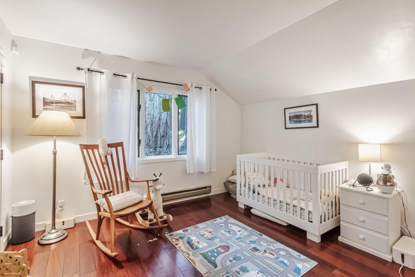 Detail Gallery Image 14 of 32 For 252 Blakewood Way, Woodside,  CA 94062 - 3 Beds | 2 Baths