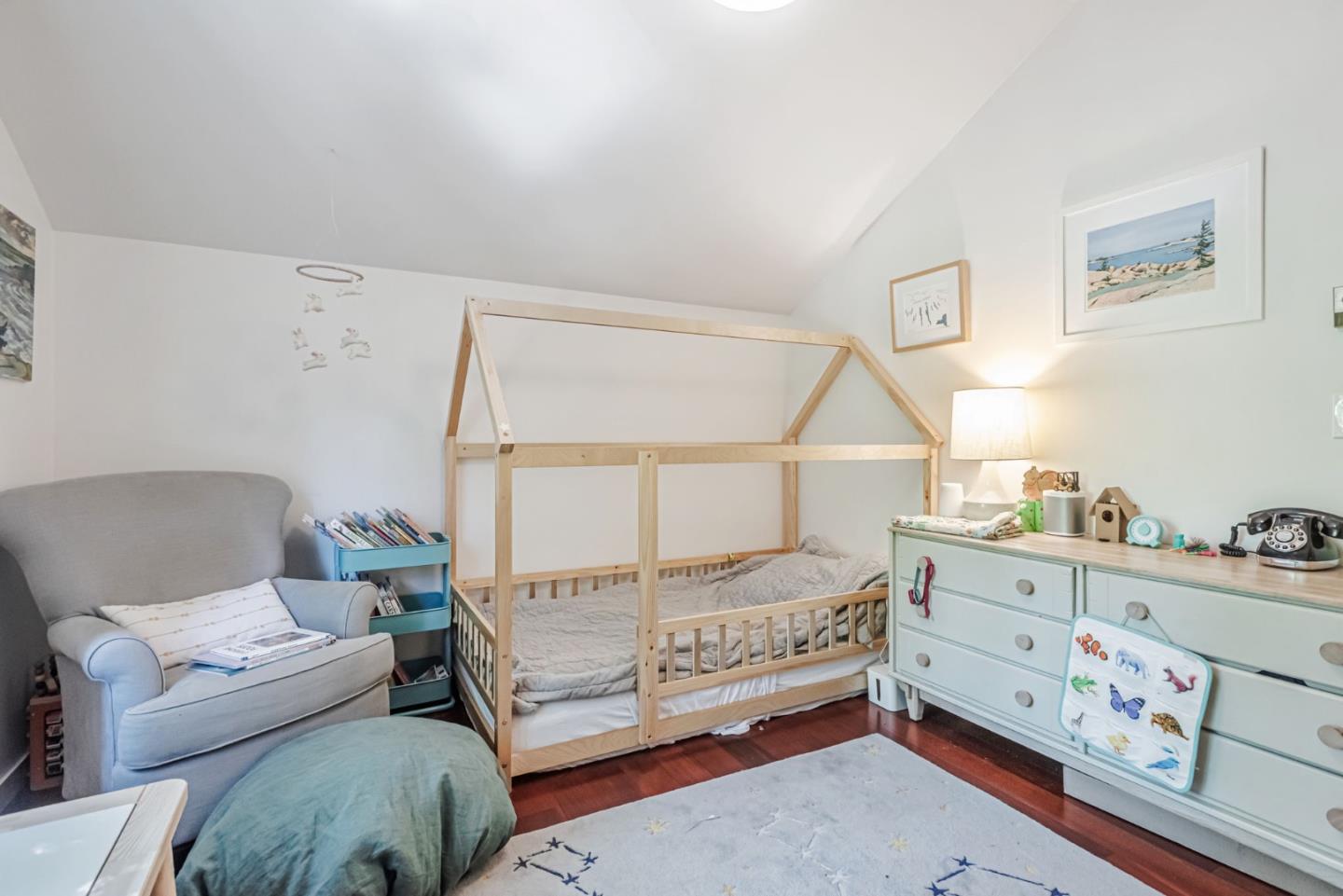 Detail Gallery Image 17 of 32 For 252 Blakewood Way, Woodside,  CA 94062 - 3 Beds | 2 Baths