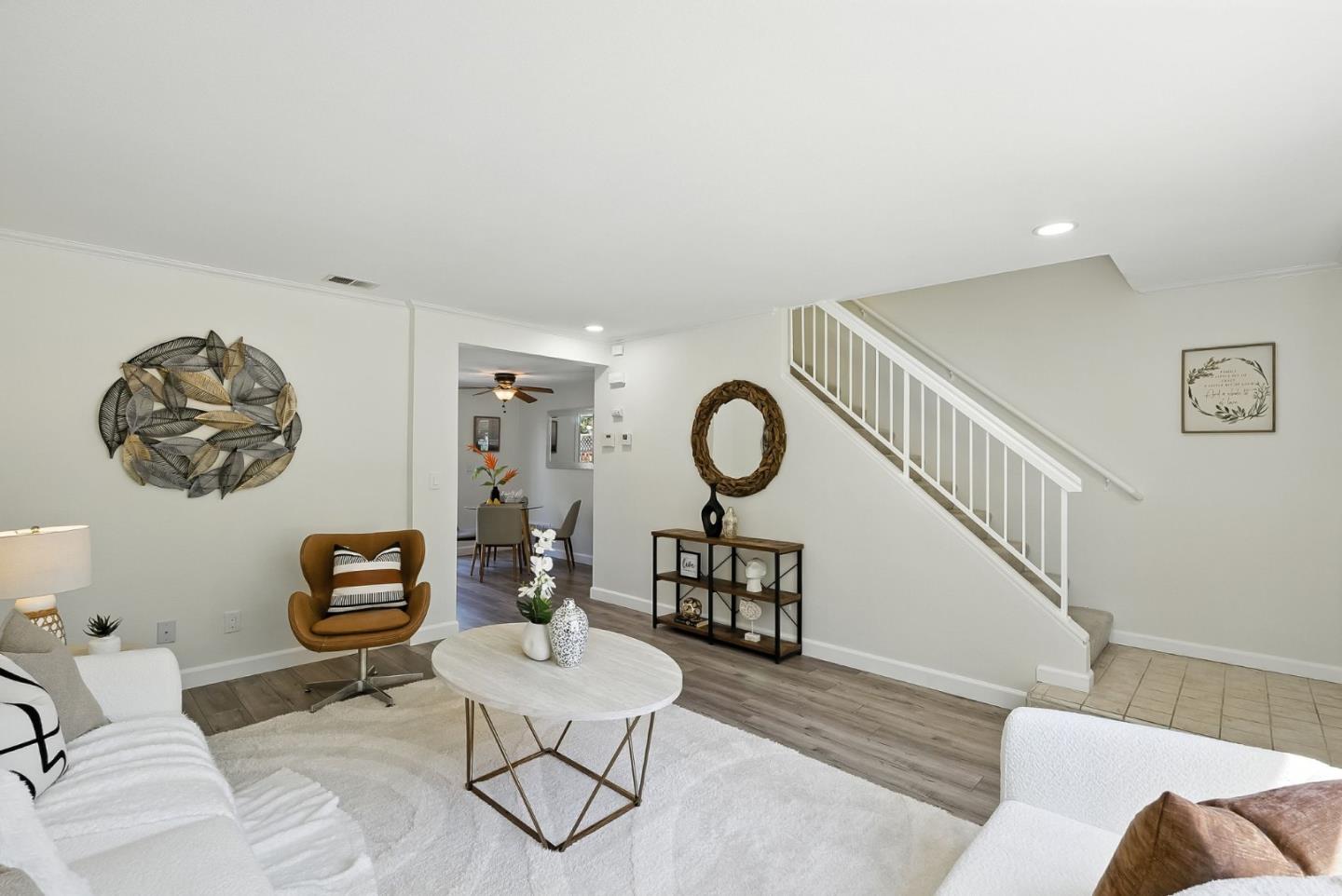Detail Gallery Image 4 of 29 For 956 Deer Meadow Ct, San Jose,  CA 95122 - 3 Beds | 2 Baths