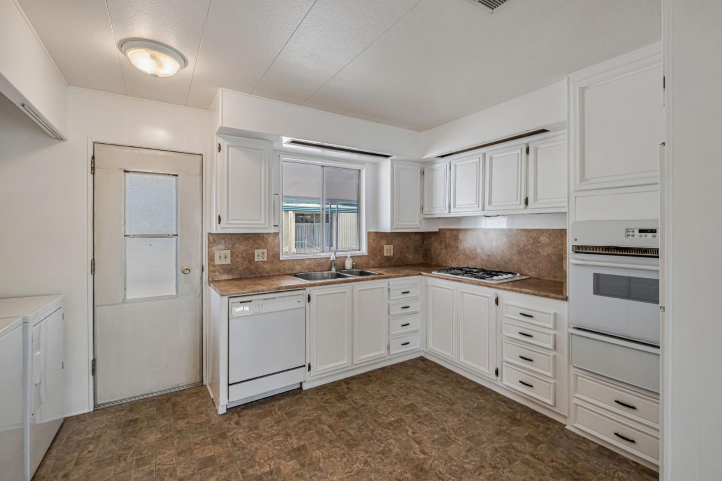 Detail Gallery Image 13 of 36 For 4425 Clares St #52,  Capitola,  CA 95010 - 2 Beds | 2 Baths
